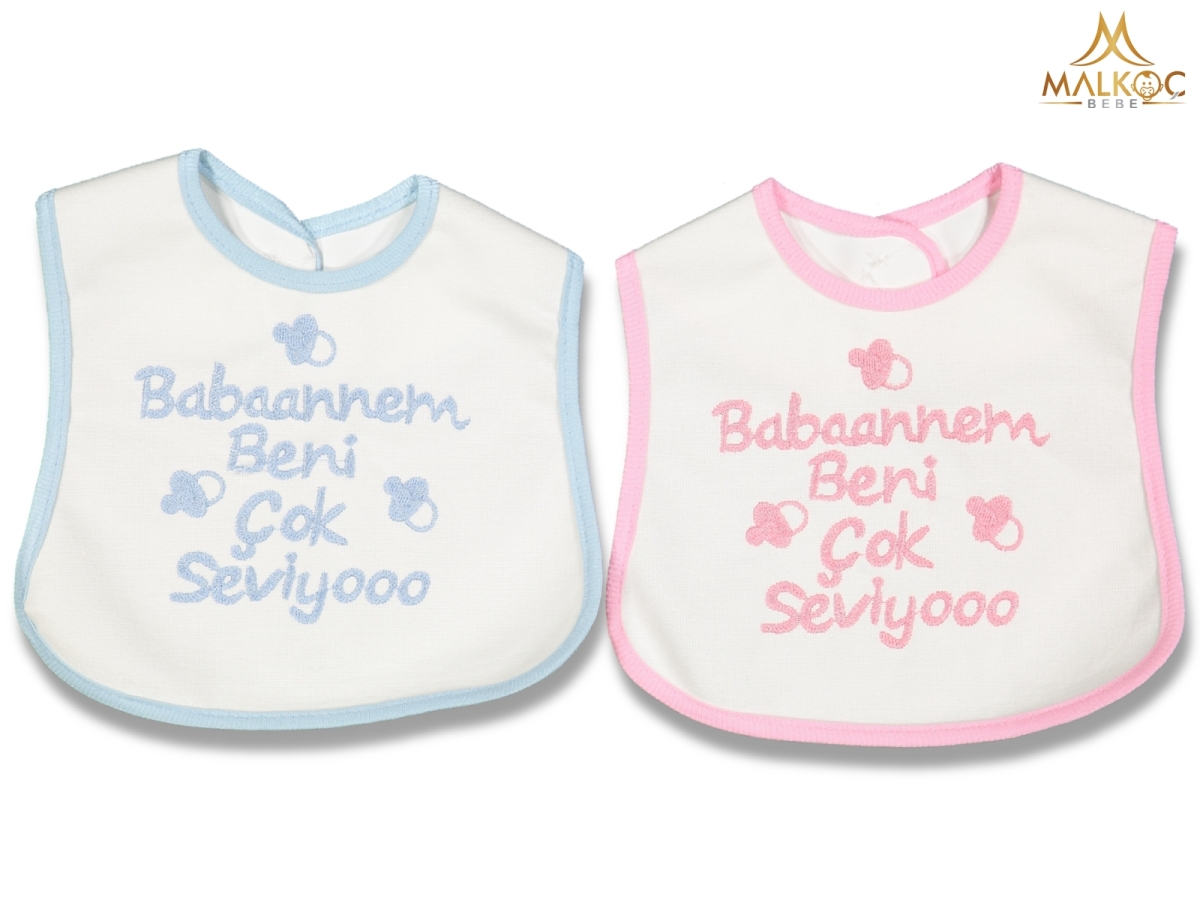 BEBE BABAANNEM Bİ ÇOK SEVİYOO YAZILI ÖNLÜ