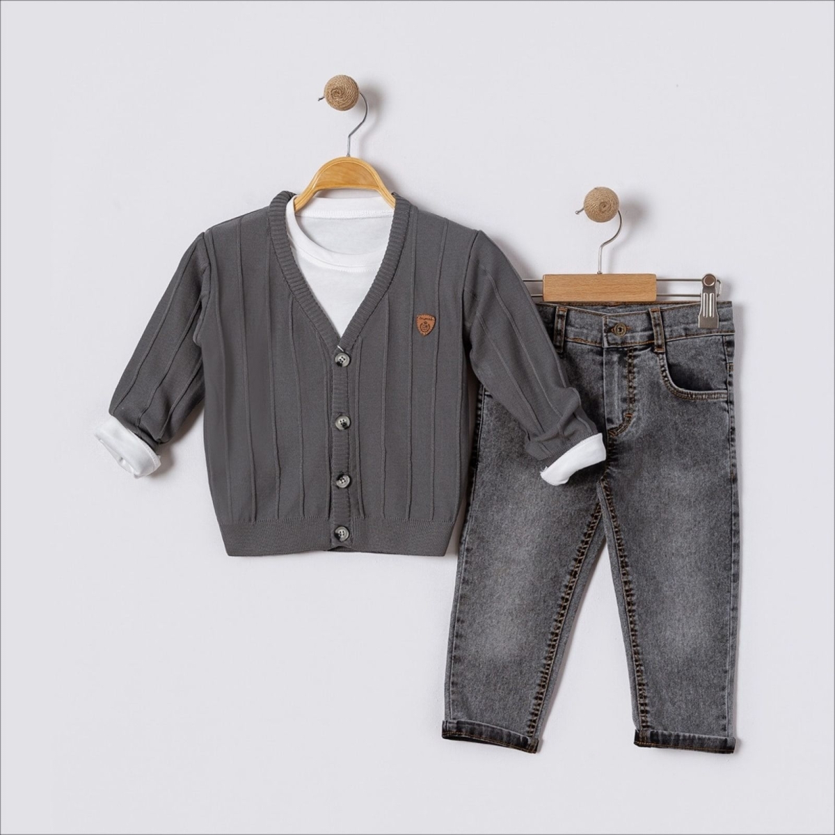 ERKEK 2/5 YAŞ FİTİLLİ TRİKO HIRKALI TAKIM