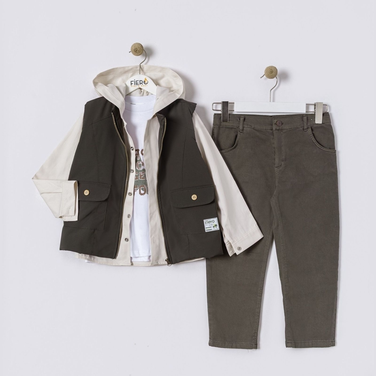 ERKEK 8/11 YAŞ F YILDIZ BASKILI 4 LÜ TAKIM