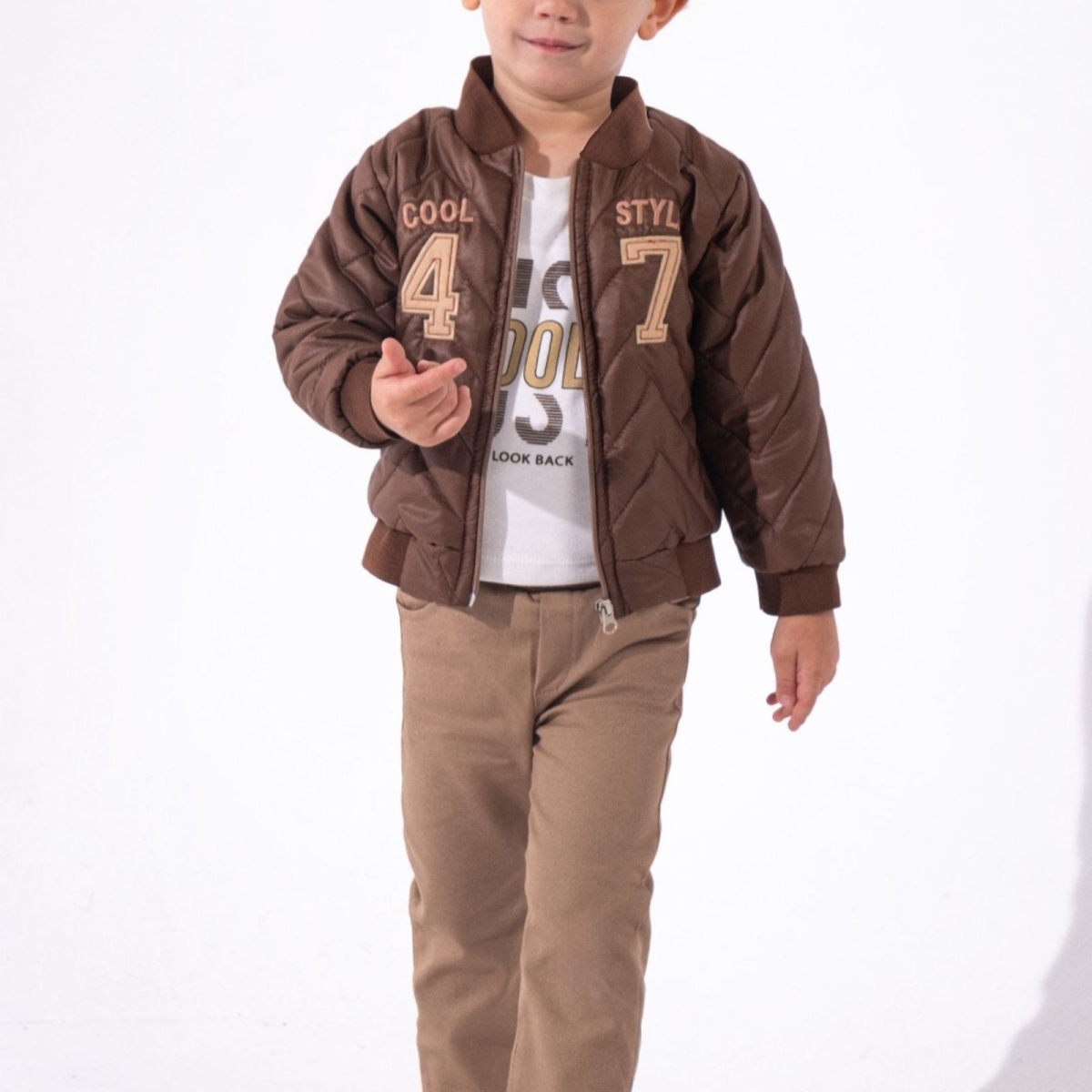 ERKEK 9/24 AY 47 NAKİSLİ MONTLU TAKİM