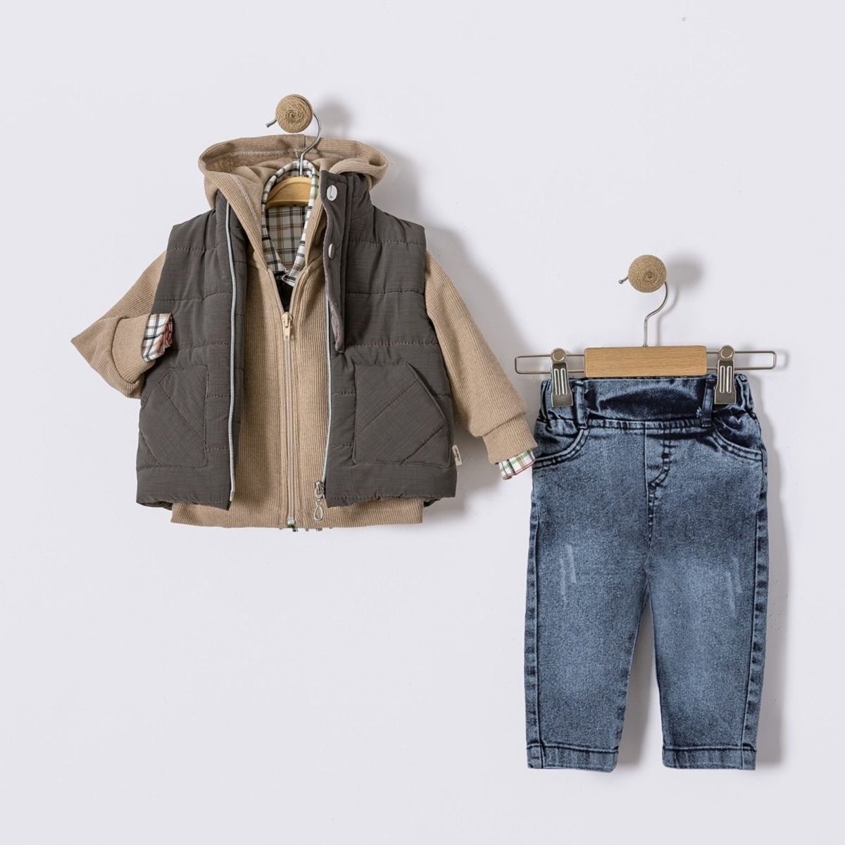 ERKEK 9/24 AY KAPÜŞONLU TRİKOLU DÖRTLÜ TAKIM