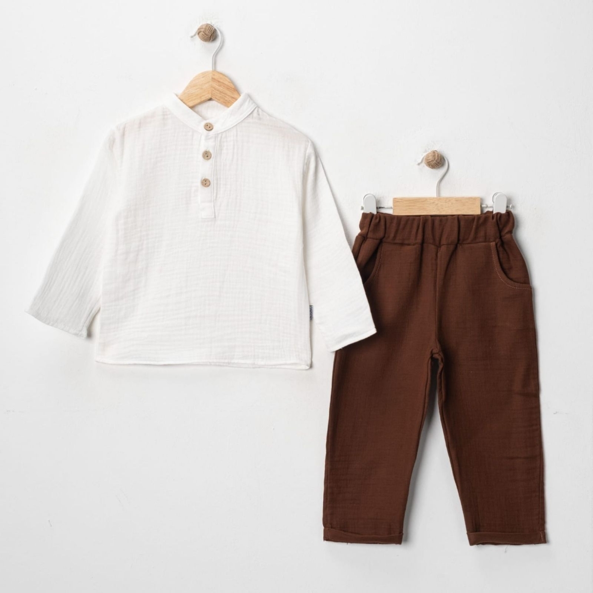 ERKEK 9/24 AY MÜSLİN HAKİM YAKA GÖMLEKLİ TAKIM