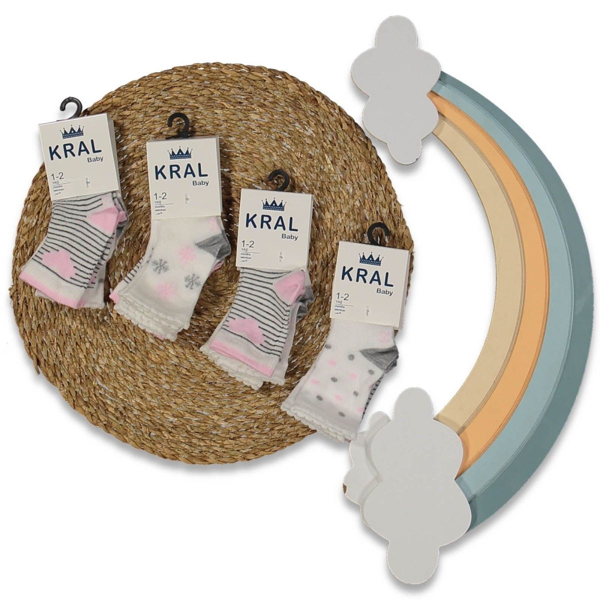 KIZ 0/1 YAŞ  3LÜ KARIŞIK DESENLİ KUTULU ÇORAP