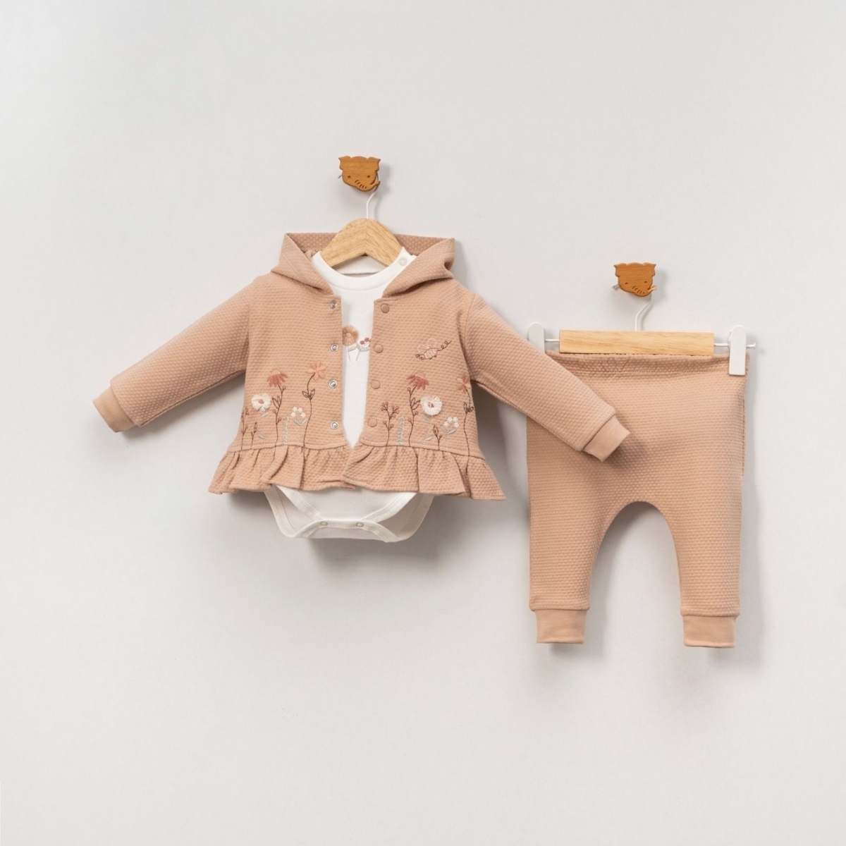 KIZ 12/24 AY ÇİÇEK NAKIŞLI KAPÜŞONLU 3’LÜ TAKIM