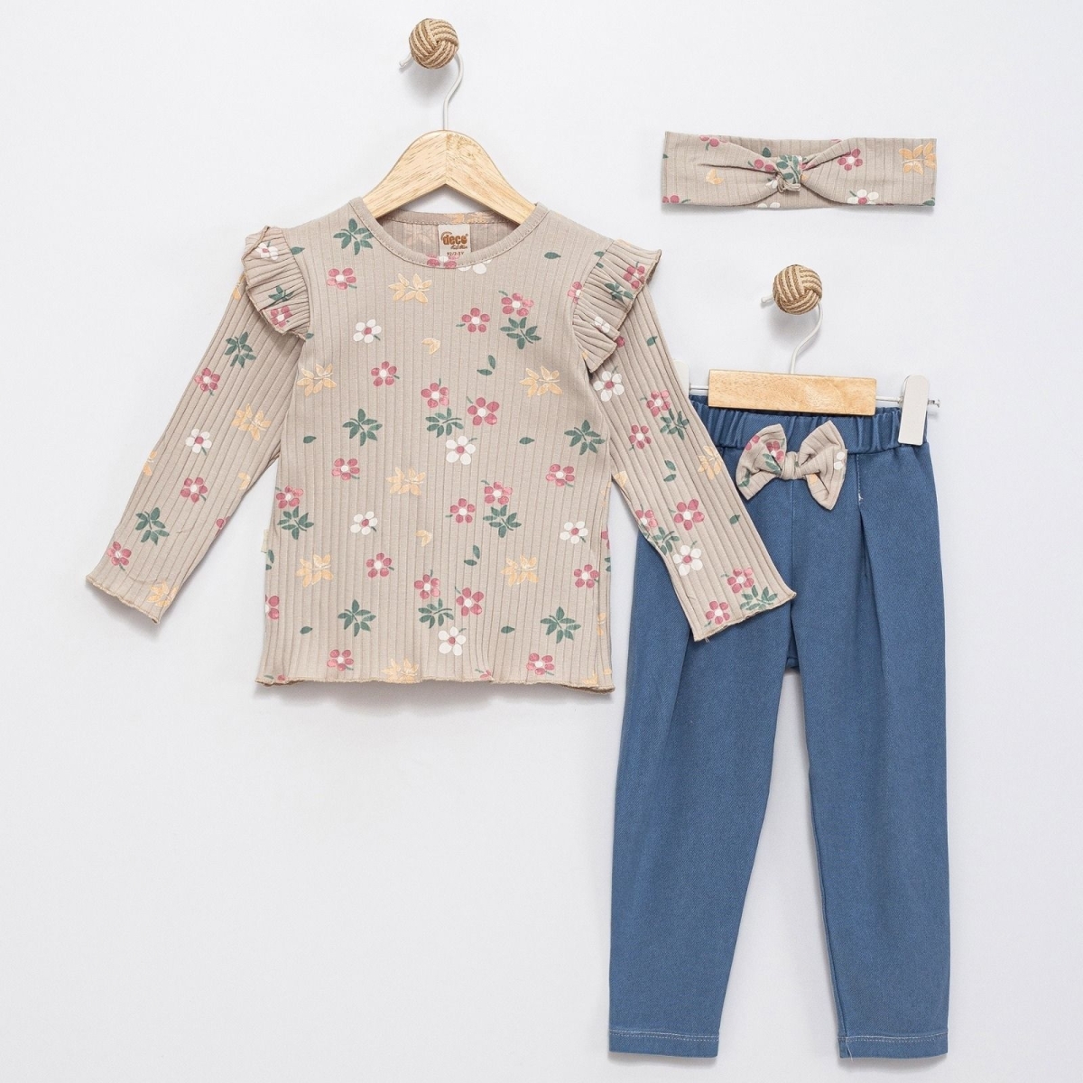 KIZ 2/5 YAŞ ÇİÇEKLİ BANDANALI FİYONKLU KOT TAKIM