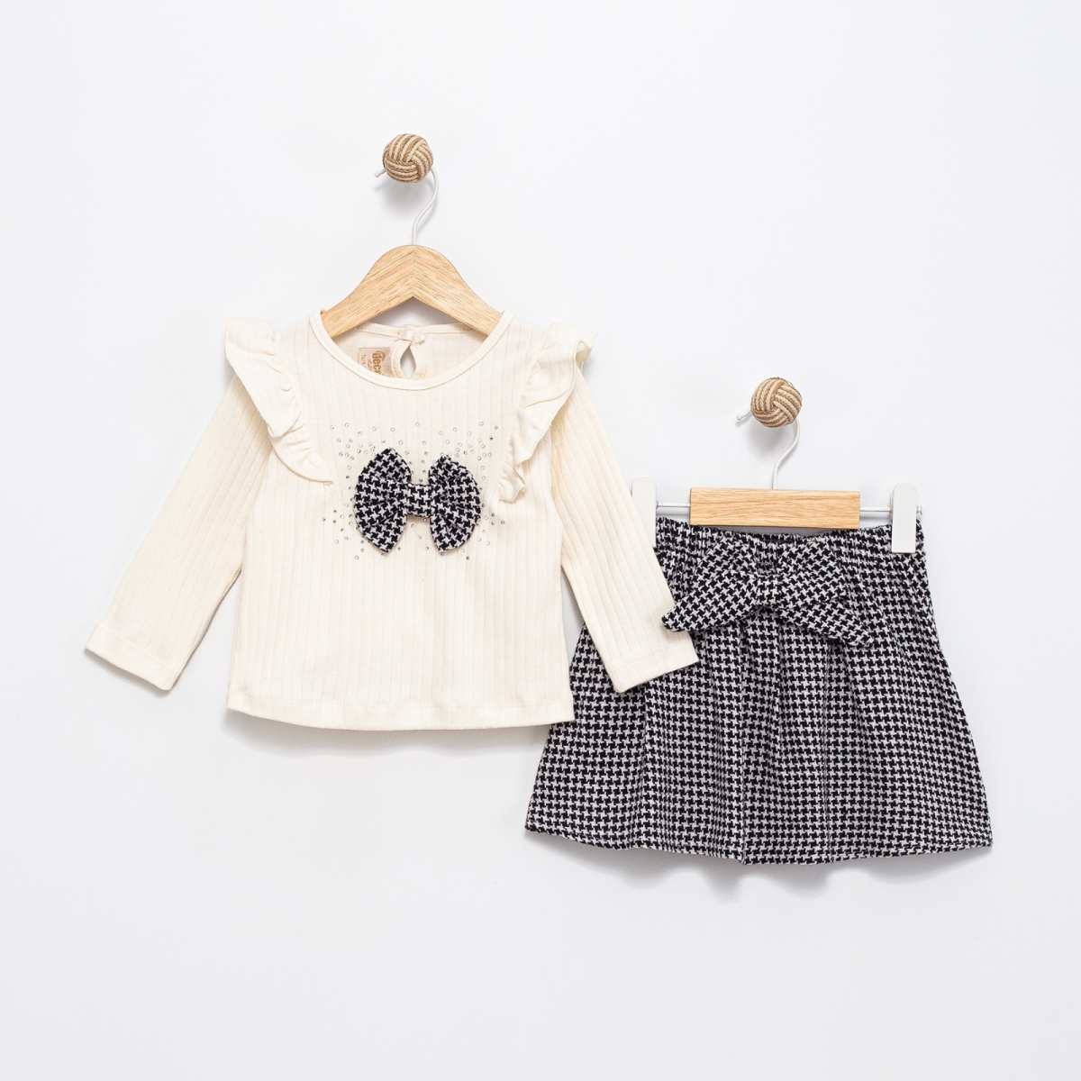 KIZ 2/5 YAŞ FİYONKLU TAŞLI ETEKLİ TAKIM