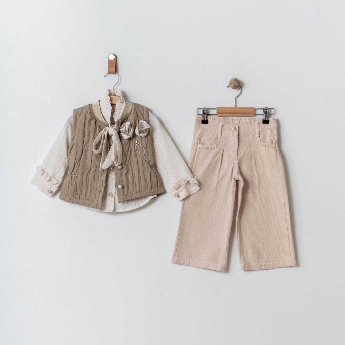 KIZ 2/5 YAŞ FİYONKLU YELEKLİ TAKIM