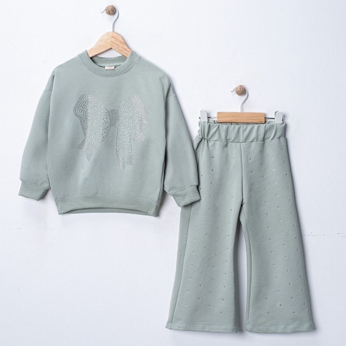 KIZ 2/5 YAŞ KELEBEK TAŞLI TAKIM