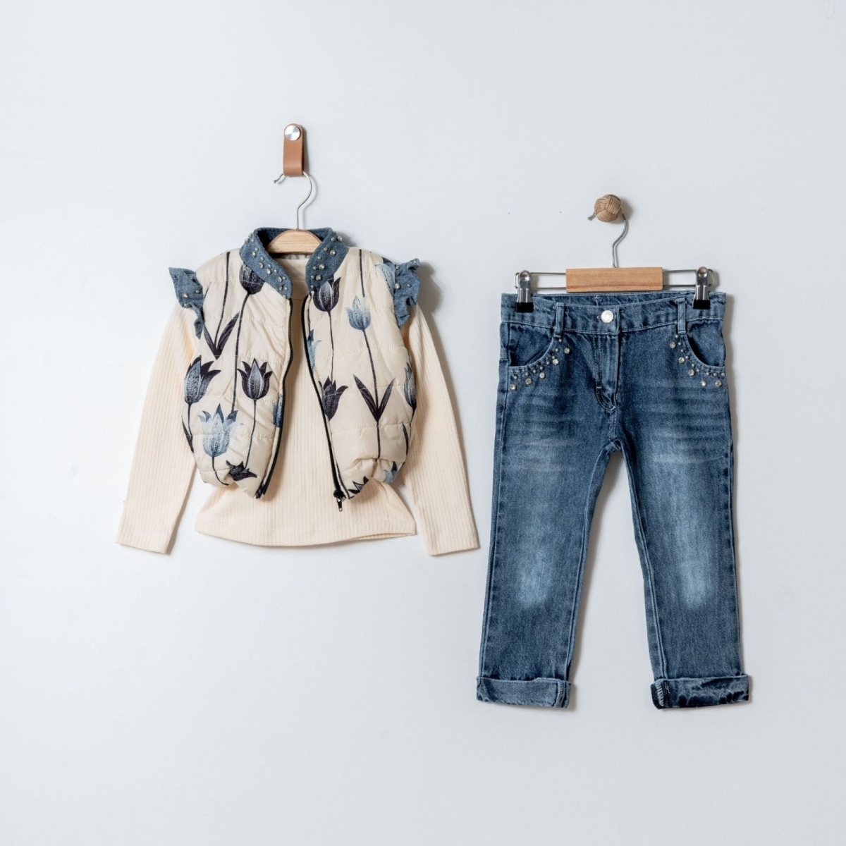 KIZ 2/5 YAŞ LALE BASKILI YELEKLİ TAKIM