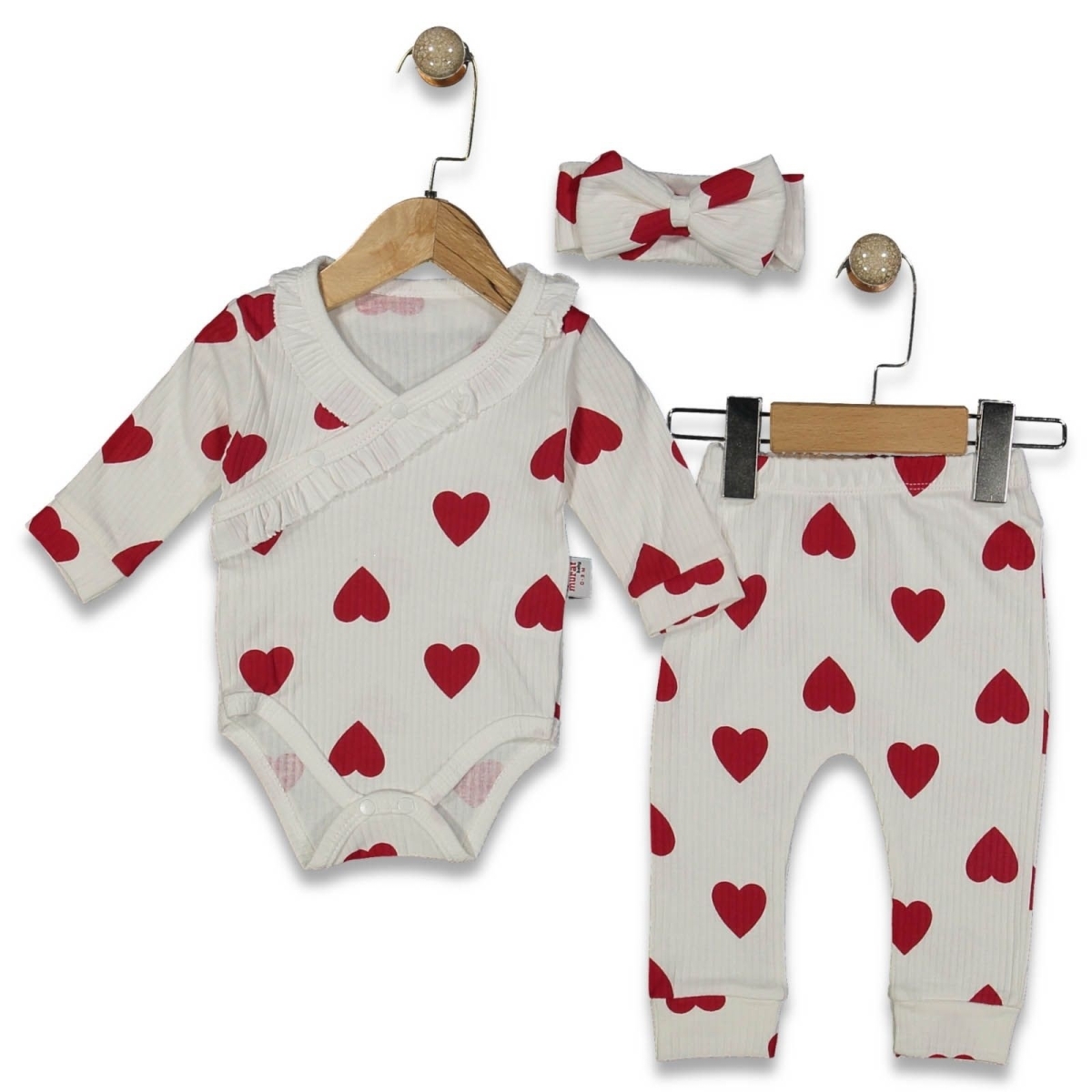 KIZ 3/12 AY BÜYÜK KALP BASKILI BADİLİ TAKIM