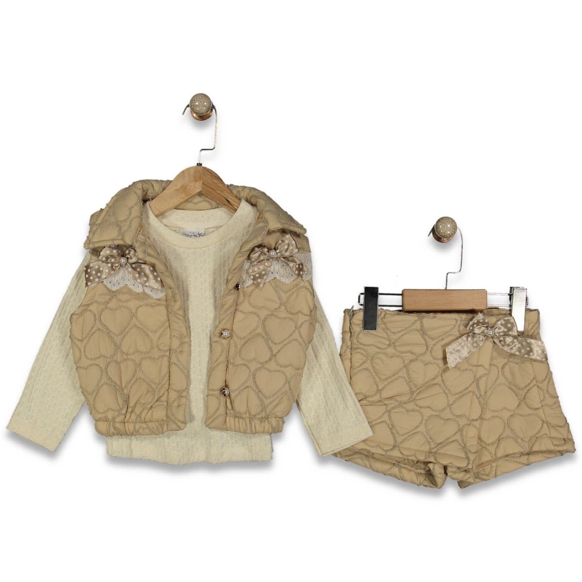 KIZ 3/6 YAŞ KALP KAPİTONELİ YELEKLİ 3 LÜ TAKIM