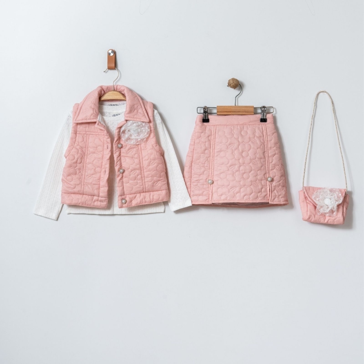 KIZ 3/6 YAŞ KAPİTONE YELEKLİ TAKIM