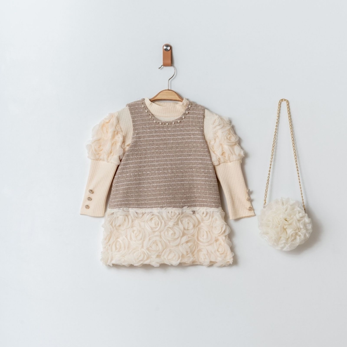 KIZ 3/6 YAŞ KARELİ GÜLLÜ ETEKLİ ÇANTALI ELBİSE