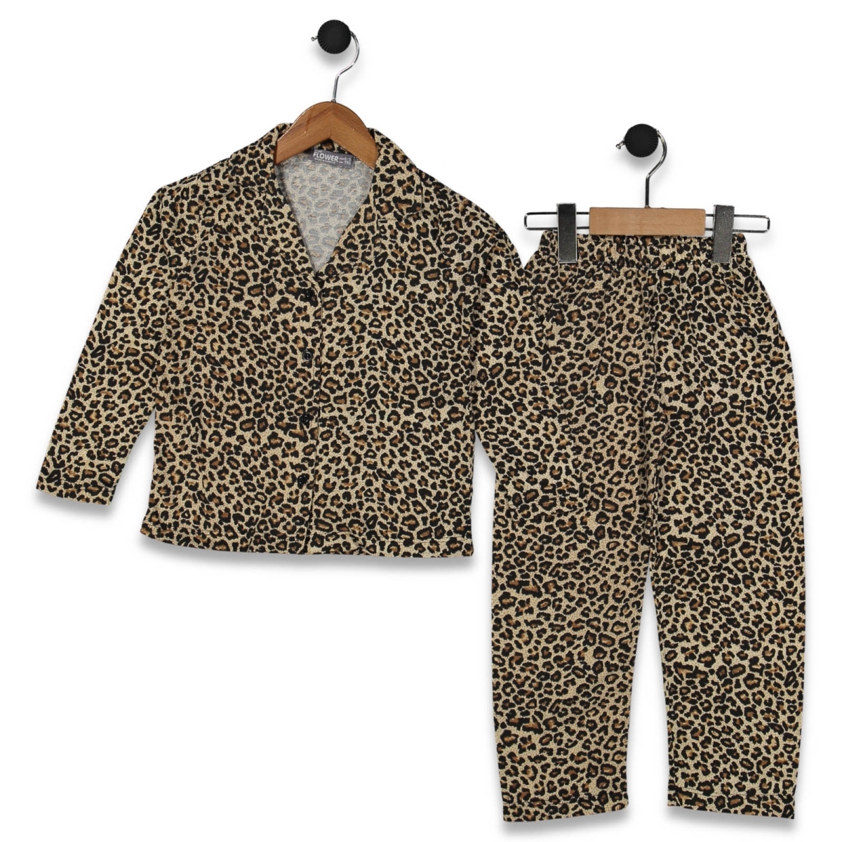 KIZ 4/12 YAŞ LEOPARLI DÜĞMELİ PJAMA TAKIM