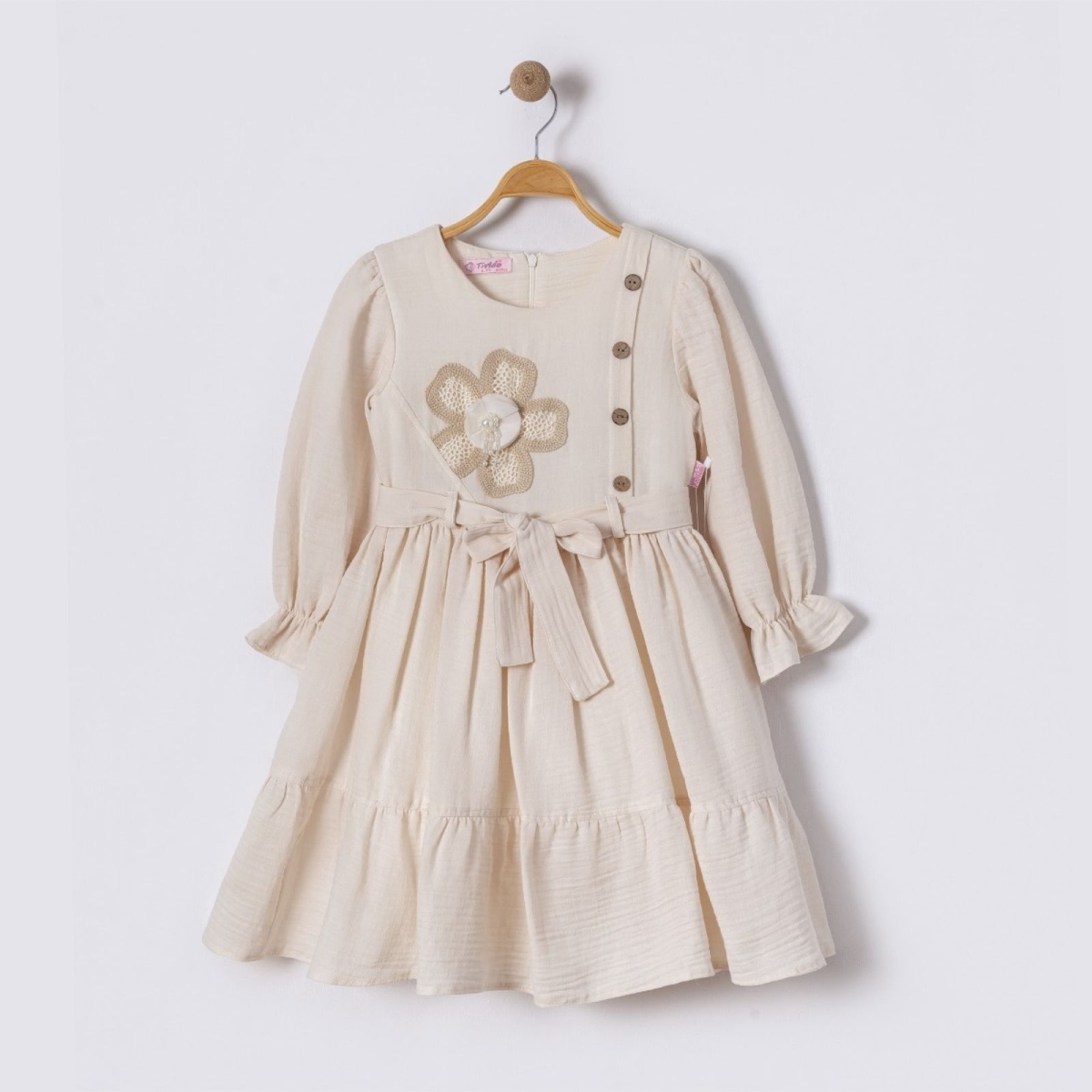 KIZ 6/12 YAŞ ÇİÇEKLİ 4 DÜĞMELİ ELBİSE