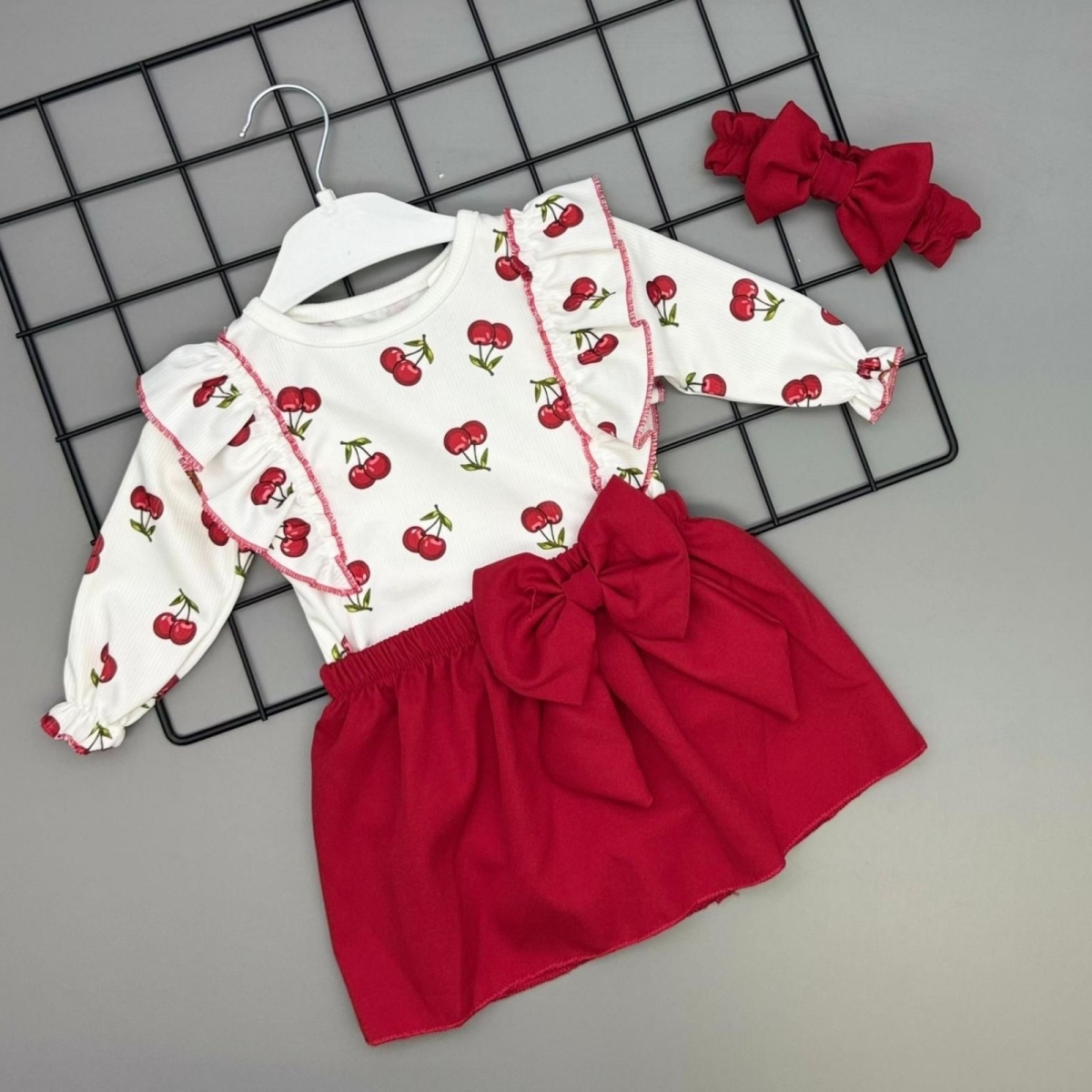 KIZ 6/18 AY KİRAZLI TOKALI TAKIM