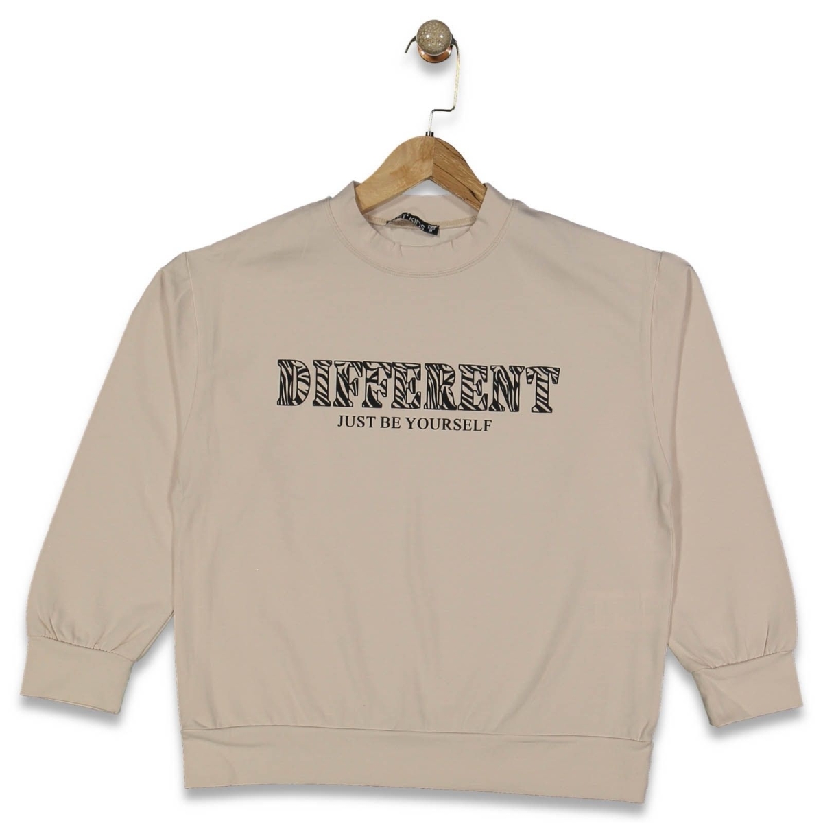 KIZ 9/12 YAŞ DIFFERENT BASKILI SWEAT