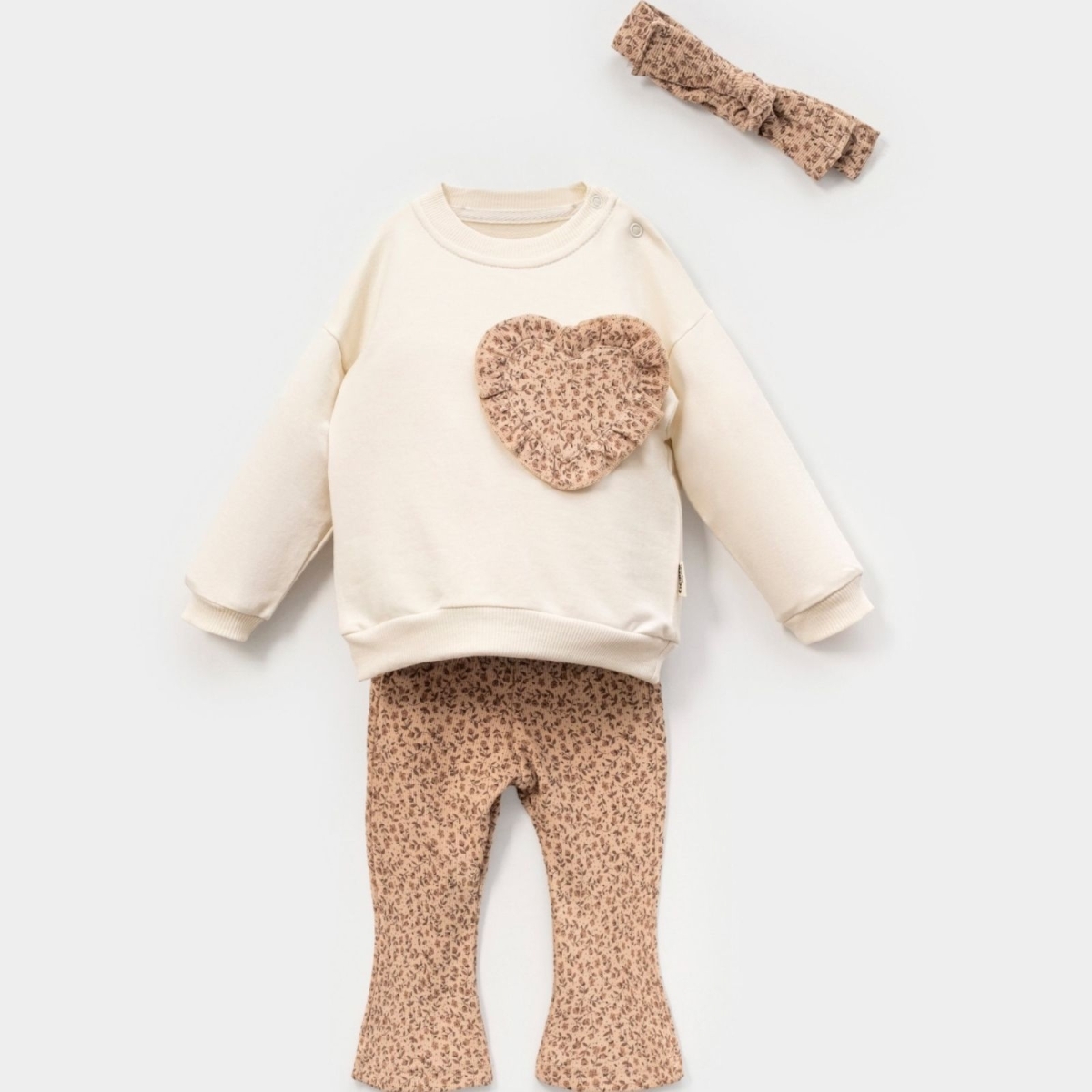 KIZ 9/24 AY ÇİÇEK BASKILI KALPLİ İSPANYOL PAÇA TAK