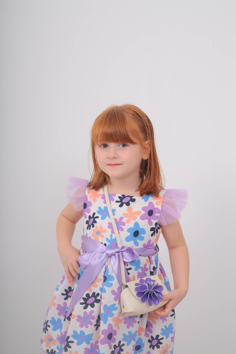 KIZ ÇOCUK BÜYÜK ÇİÇEKLİ SATEN KUŞAKLI ÇANTALI ELBİSE