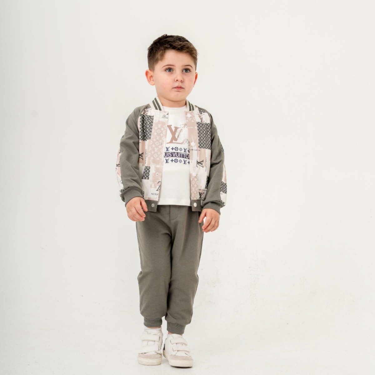 TİTİMİX KİDS 25328-ERKEK 2/5 YAŞ LOUIS VUITTON REGLAN DİJİTAL ÜÇLÜ TA