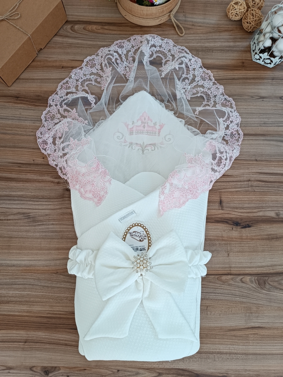 UNISEX 1/18 AY SİSO TANEM TAÇLI İNCİ KUNDAK