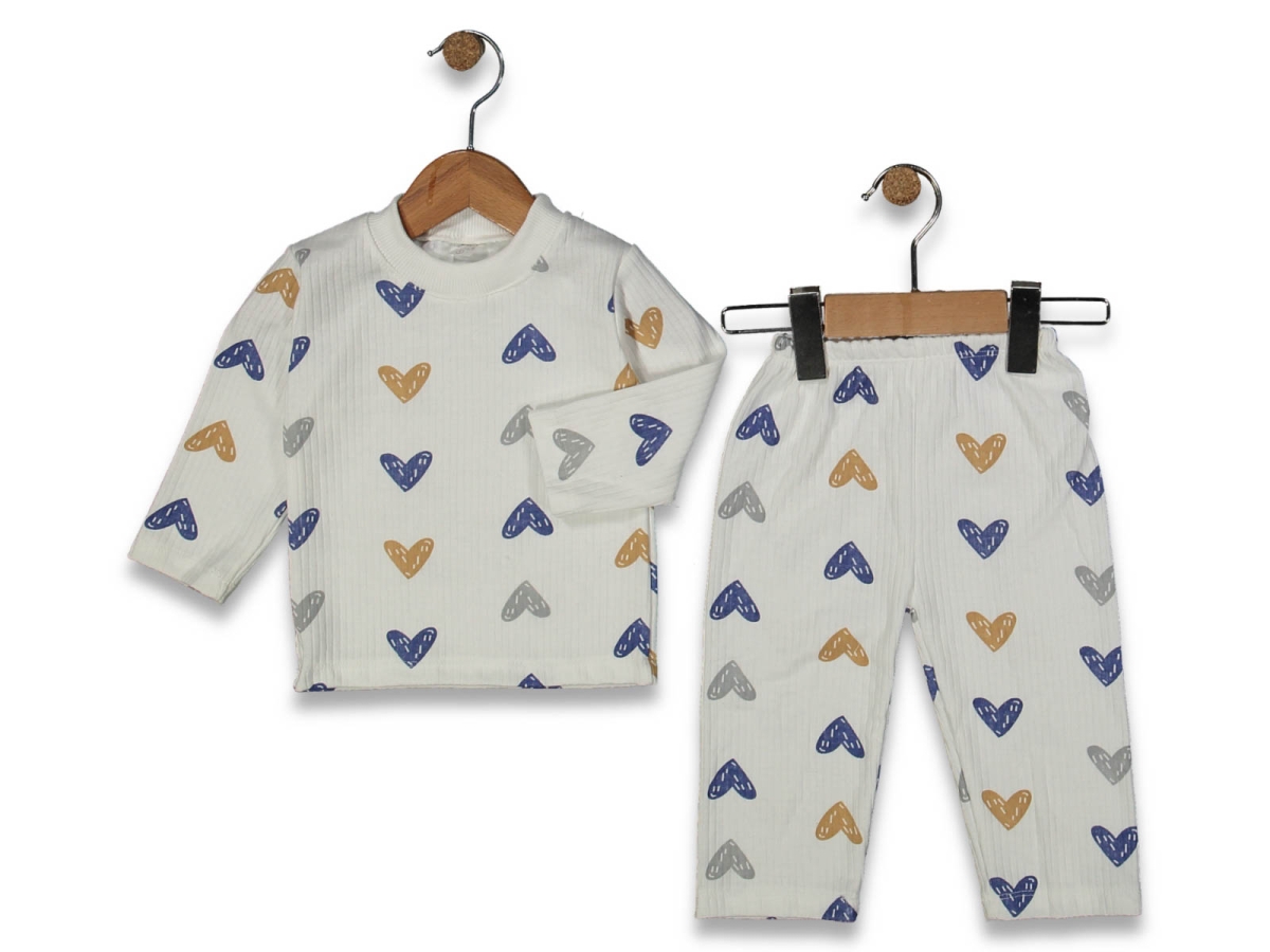 UNİSEX 1/3 YAŞ KALP  BASKILI PİJAMA TAKIM
