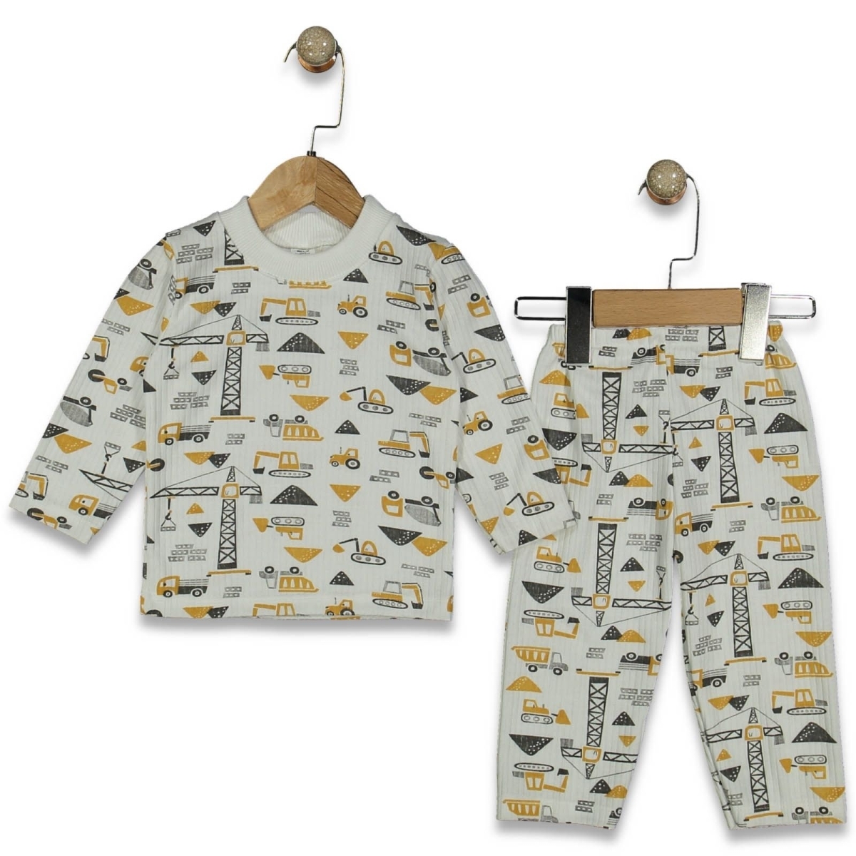 UNISEX 1/3 YAŞ RAPORLU KAMYONET DESENLİ PİJAMA TAK