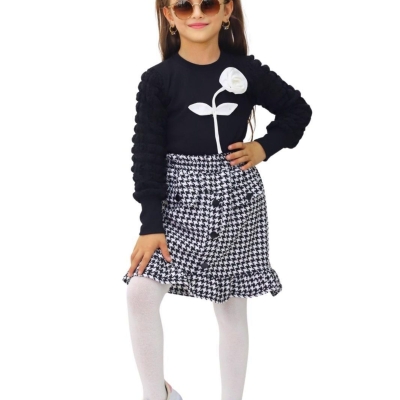 KIZ 3/7 YAŞ GÜLLÜ KAZ AYAĞI ETEKLİ  TAKIM