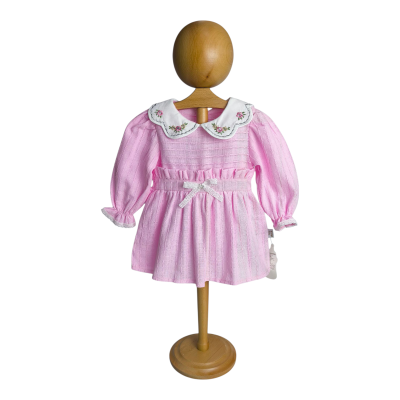 Sim Nakış Yakalı Fiyonklu Elbise